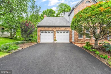 15243 Surrey House Way, Centreville, VA 20120 - photo 5