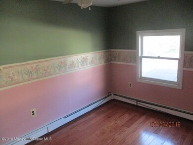 BEDROOM2