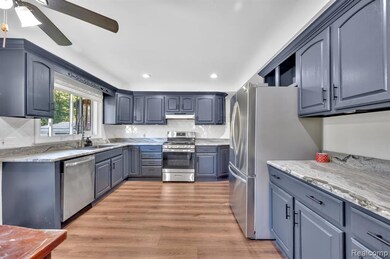 42790 Utica Rd, Sterling Heights, MI 48314 - photo 7