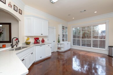 6 Kitchen2