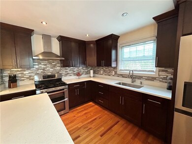 30 Lark Ave, Cranston, RI 02920 - photo 7