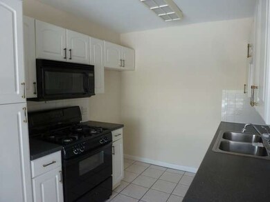 1570 Avati Ln unit A, Aurora, IL 60505 - photo 3