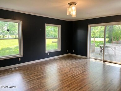 3175 Clement (2)