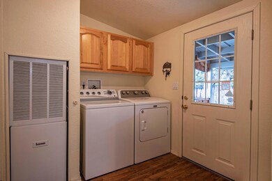 2155 NW 38th St Redmond OR-print-007-015
