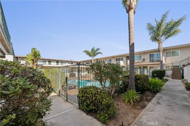 3649 Emerald St unit 130, Torrance, CA 90503 - photo 4