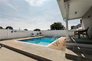 32 Law St, Warwick, RI 02889 - photo 5