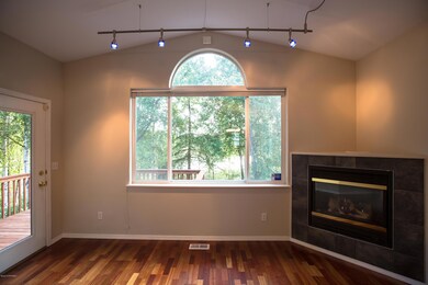 6608 Delong Landing Cir, Anchorage, AK 99502 - photo 5