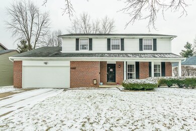 6897 Roundelay Road-2