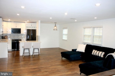 1311 Yardley Commons, Yardley, PA 19067 - photo 3