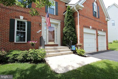 11210 Arrowleaf Ct, Germantown, MD 20876 - photo 3