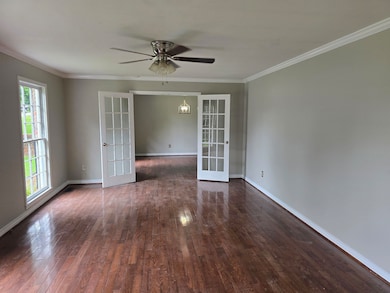 Large Formal Living