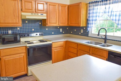 6247 Rainier Dr, Frederick, MD 21703 - photo 6