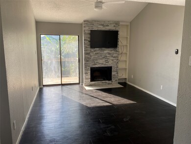 10053 Westpark Dr unit 334, Houston, TX 77042 - photo 3