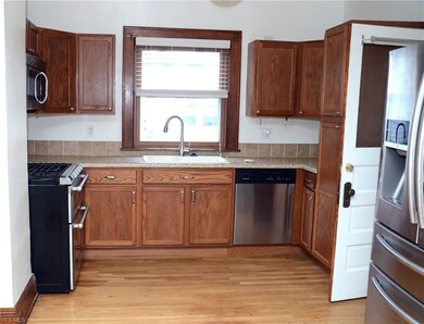 110 Thompson Ave, New Concord, OH 43762 - photo 6