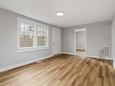 305 Lee McAbee Rd, Boiling Springs, SC 29316 - photo 5