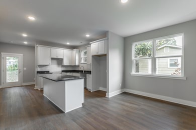 712 McLemore Street HD-21