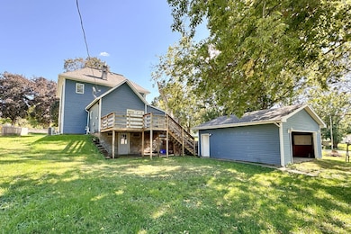 304 Country St, Walnut, IA 51577 - photo 2