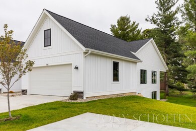 966 Harper Woods-16