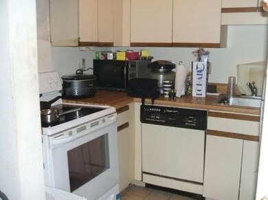 Crown Place unit 313, Brockton, MA 02302 - photo 5