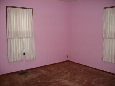 4004 N Lanewood Dr, Muncie, IN 47304 - photo 7