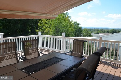 25 Quinter Ln, Temple, PA 19560 - photo 6