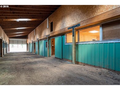 Barn