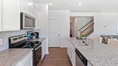 238 Artist Ave, Johnson City, TN 37615 - photo 3