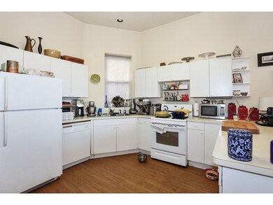 726 S Oakley Blvd, Chicago, IL 60612 - photo 4