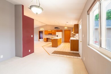 1730 W 18th St unit 203, Cedar Falls, IA 50613 - photo 6