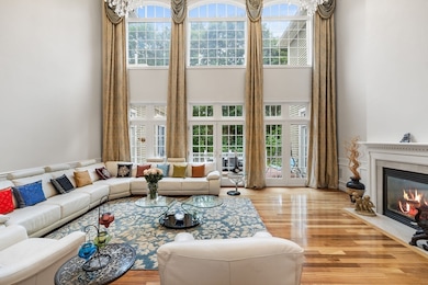 6 Ashley Ct, Lynnfield, MA 01940 - photo 3