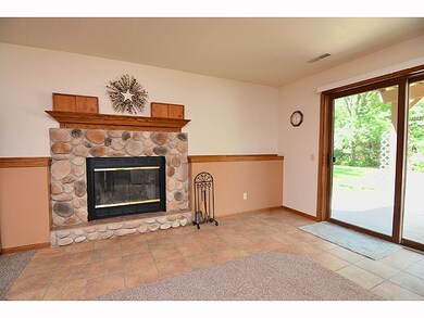 1605 Bonner Trail, Oregon, WI 53575 - photo 6