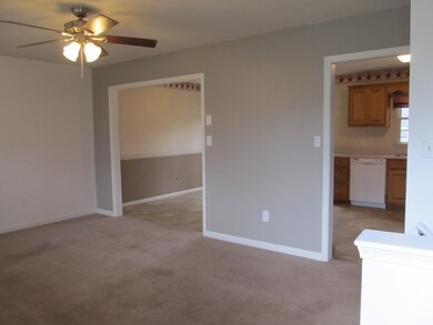 91 Canton Ln, Stuarts Draft, VA 24477 - photo 4