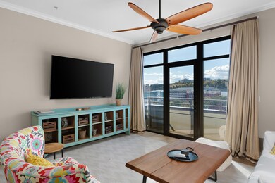 11 - 129 Walnut St Unit 432 - Interiors