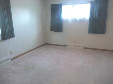 939 Chestershire Rd, Columbus, OH 43204 - photo 7