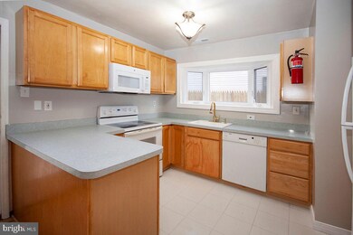 47 Canis Ct, Sewell, NJ 08080 - photo 4