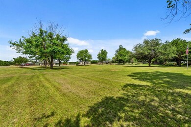 325 Cemetery Rd, Decatur, TX 76234 - photo 4
