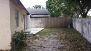 1780 Keenlad Cir, West Palm Beach, FL 33415 - photo 2