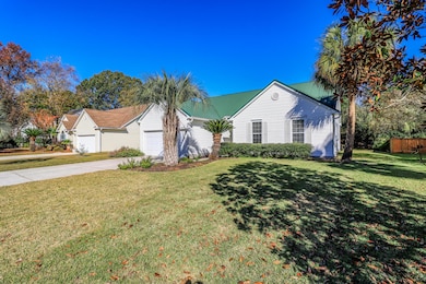 434 S Piazza Ct, Mount Pleasant, SC 29464 - photo 2