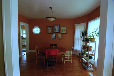 Dining 2