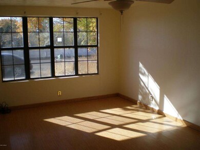 312 E Mahoney St, Winslow, AZ 86047 - photo 3