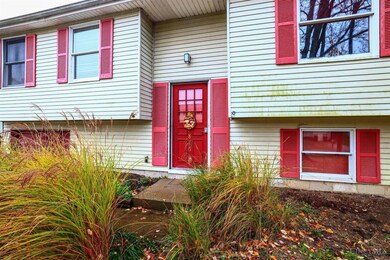 876 Laverty Ln, Cincinnati, OH 45230 - photo 3