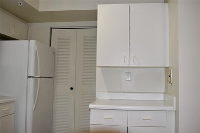 2017 REFRIGERATOR