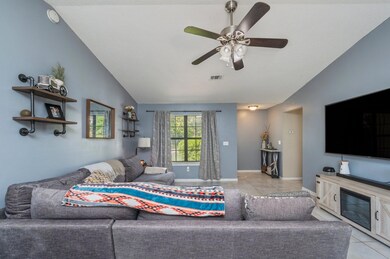 7-web-or-mls-4-holly-rd