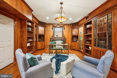 4016 Linnean Ave NW, Washington, DC 20008 - photo 5