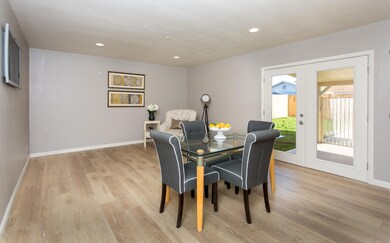 Dining & Family Rooms