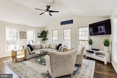 322 Hillsmere Dr, Annapolis, MD 21403 - photo 3