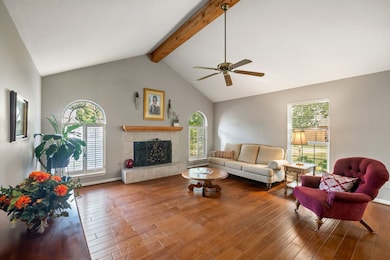 4949 Pleasure Lake Ln, Willis, TX 77318 - photo 7