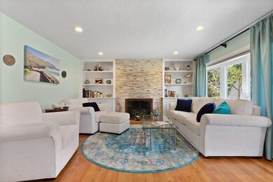 181 Idlewell Blvd, Weymouth, MA 02188 - photo 4