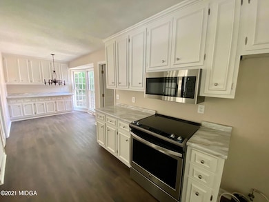 1050 Underwood Dr, Macon, GA 31210 - photo 6