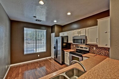 KITCHEN 3